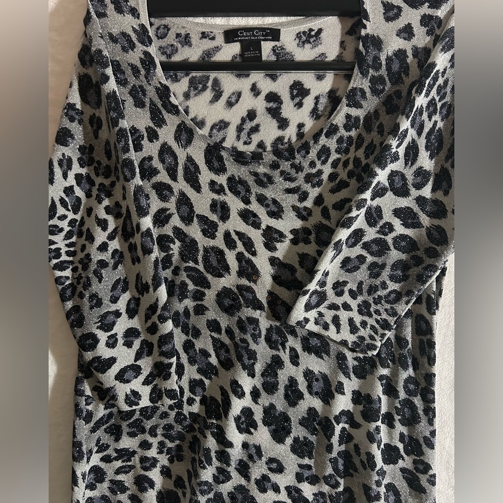 CEST CITY| Animal Print Sweater| Size Large